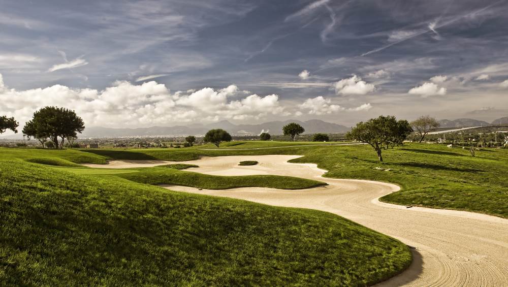 golf-solf-son-gual-mallorca-bunker-loch15.jpg